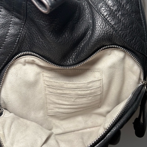 B. Makowsky Black Leather Handbag Shoulder Crossbody Tote Bag Purse - Picture 3 of 13